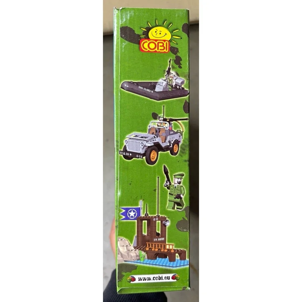 Brand New Sealed Cobi Jeep 24251 Willy MD Coast Patrol Building Set 2012